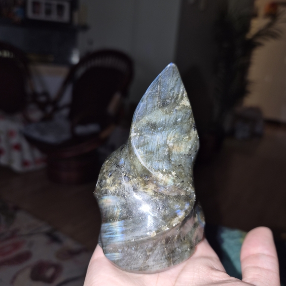 Labradorite Flame Blue Flash - Picture 3 of 3